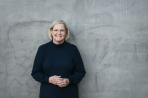 Winnie Synia fotograferer brandingprofil for konsulent på Odense havn